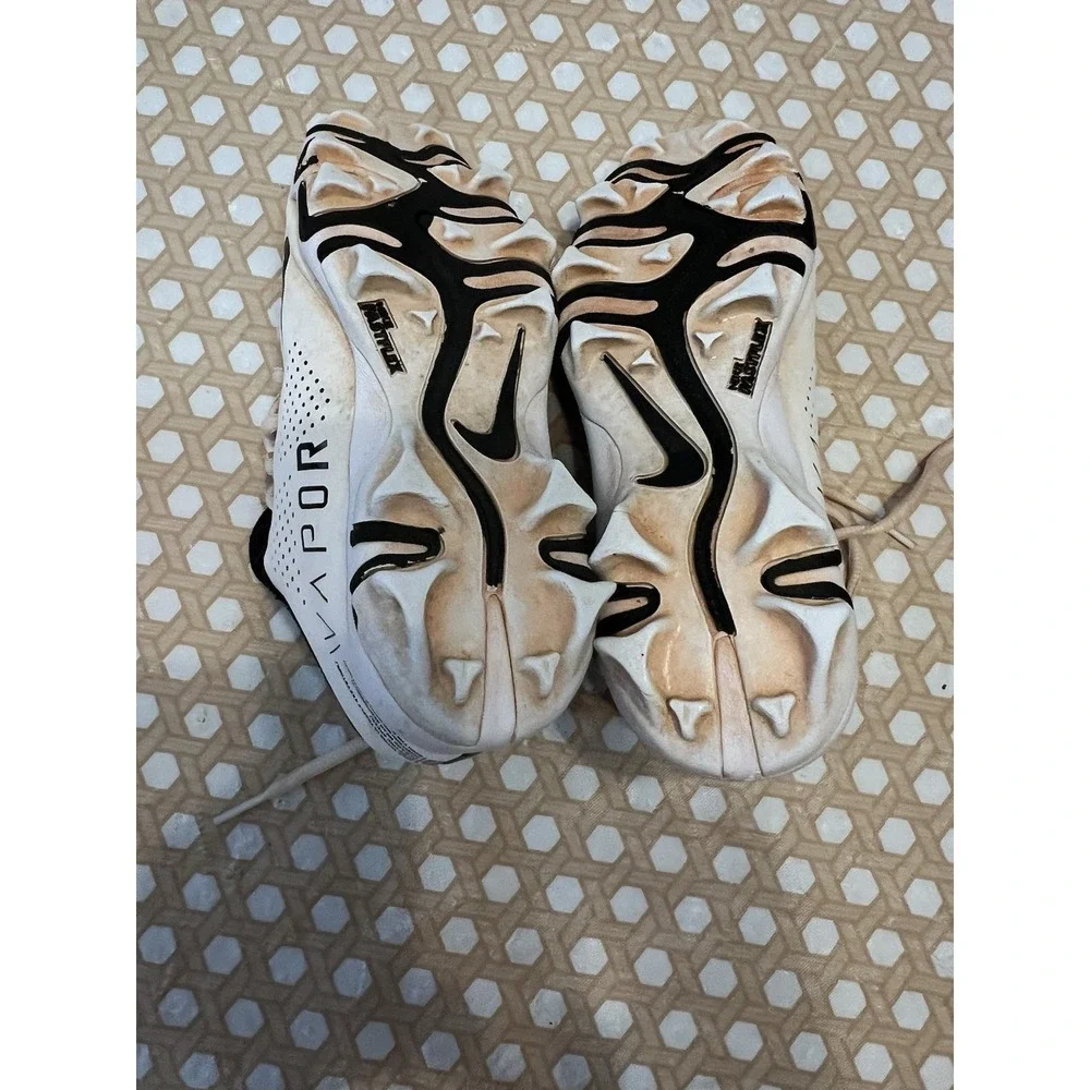 Nike‎ Kids Black White Baseball Cleats Size 3.5Y